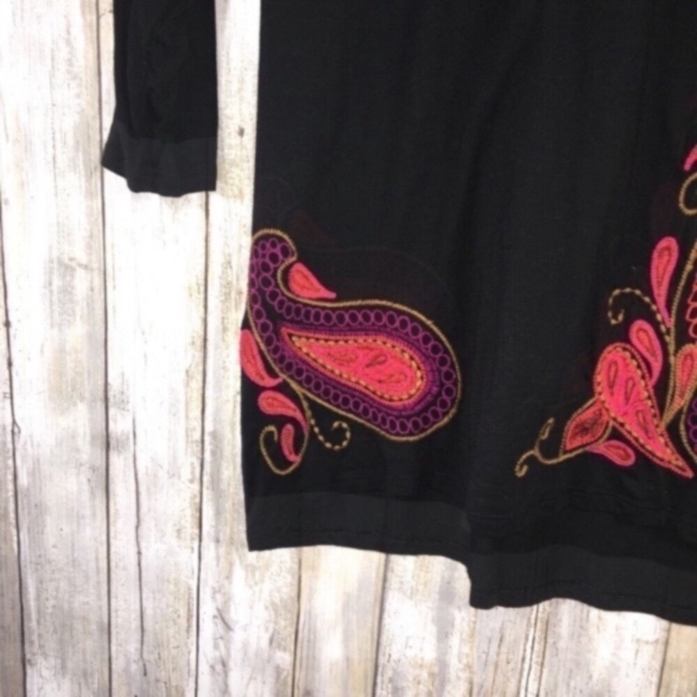J. Jill Black Embroidered Paisley 3/4 Sleeve Blouse - Picture 3 of 6